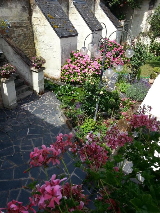 Bed and Breakfast le prieuré Montsoreau Esterno foto
